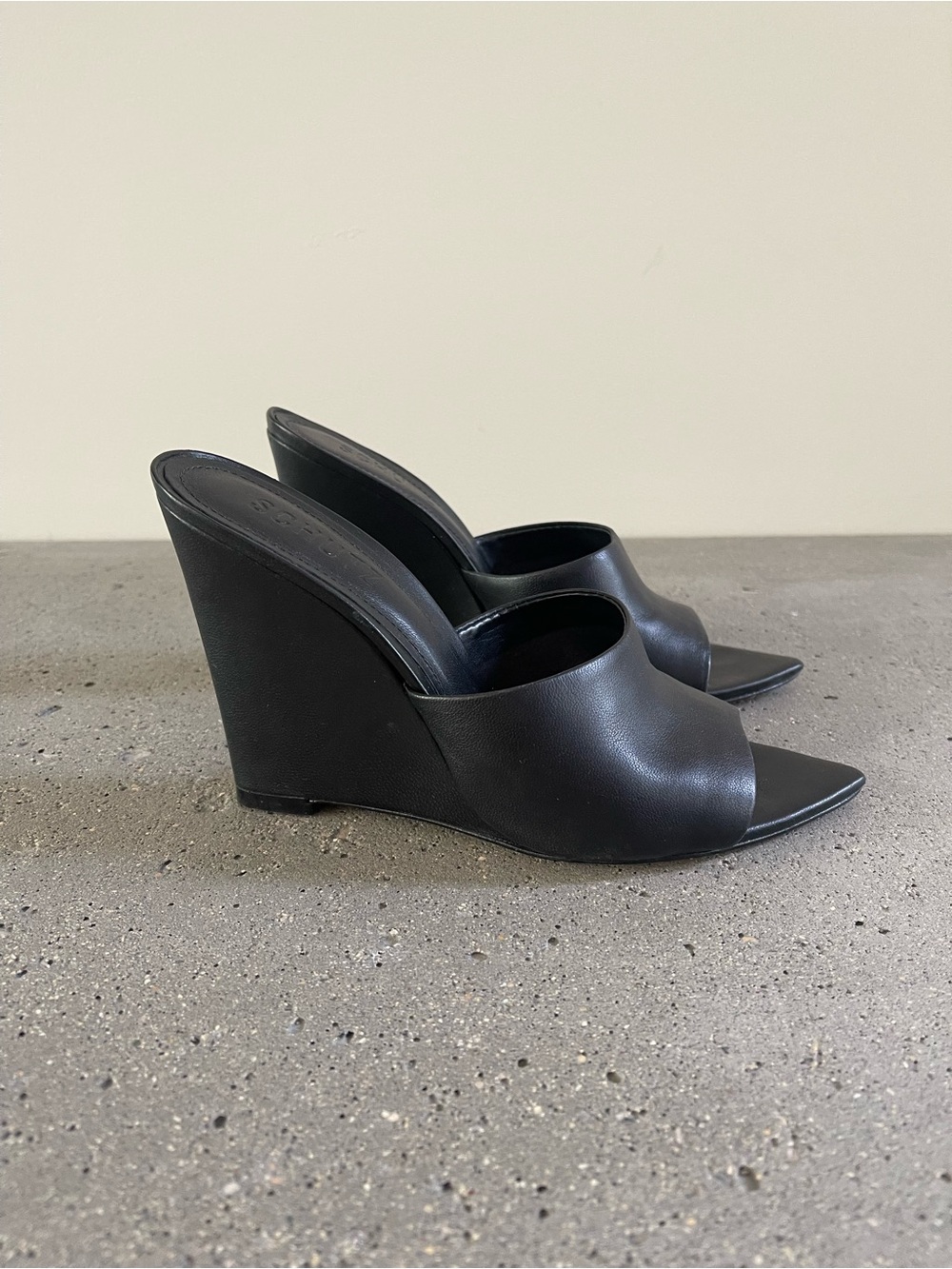 SCHUTZ Black Leather Open-Toe Wedge Mule